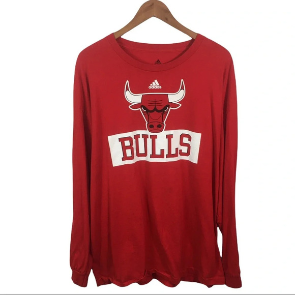 LS10 Men’s ADIDAS Chicago Bulls NBA Basketball Athletic Long Sleeve Shirt 2XL - Picture 1 of 4